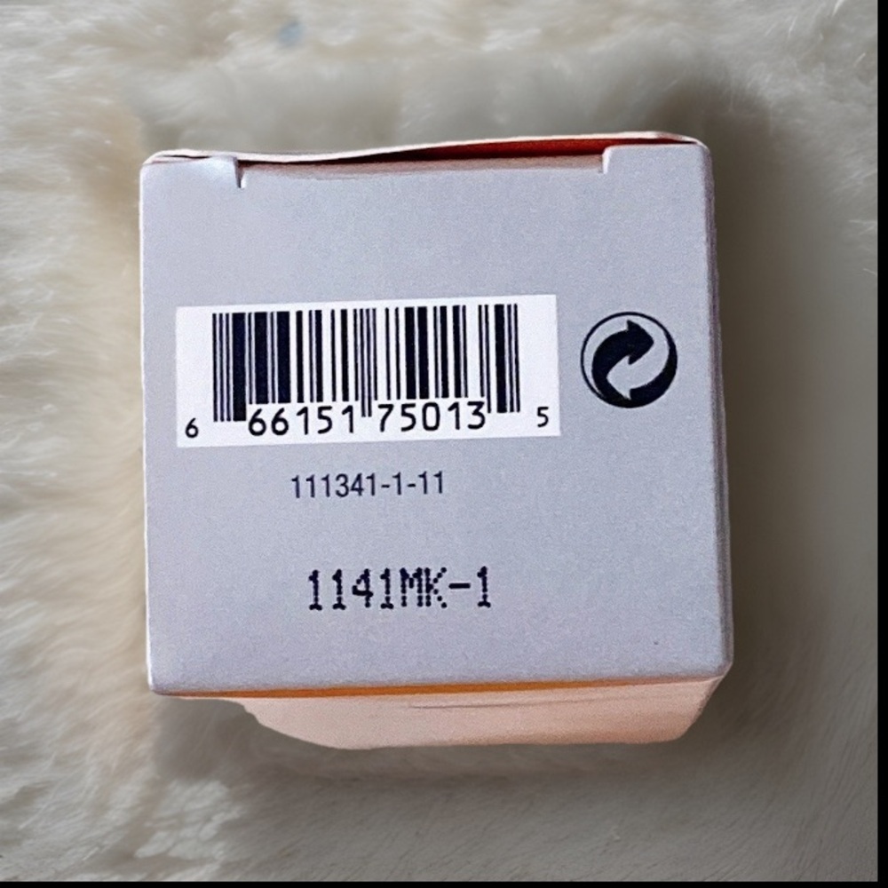 Dermalogica Biolumin-C Vitamin C Serum - Picture 2 of 2